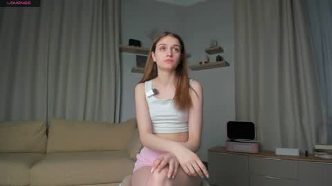 Ann online show from April 8, 7:14 pm