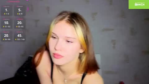 Snapshot of excited_kristi chatting on March 27, 9:25 pm excited kristi online show from March 27, 9:25 pm