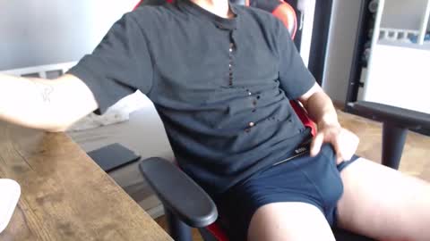 excited222 online show from September 24, 5:55 am