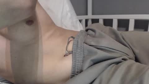 excited222 online show from October 1, 6:58 pm