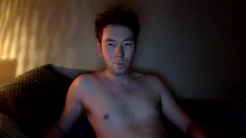 Excuteboy online show from February 28, 4:13 am