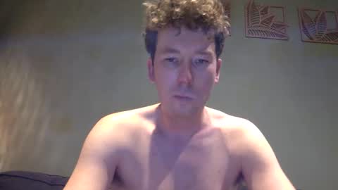 Excuteboy online show from March 6, 4:31 am