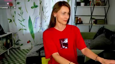 Snapshot of exe_cutie chatting on July 28, 3:21 pm Mary online show from July 28, 3:21 pm