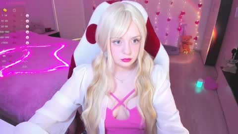  Amy  online show from March 5, 8:00 am