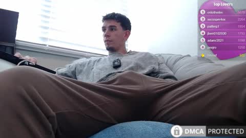 Snapshot of exi111 chatting on December 4, 9:34 pm Exi111 online show from December 4, 9:34 pm