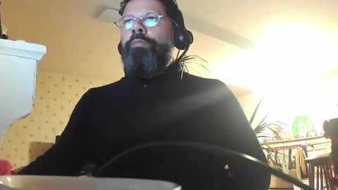 Snapshot of exibdevil chatting on December 9, 4:47 pm Gio online show from December 9, 4:47 pm