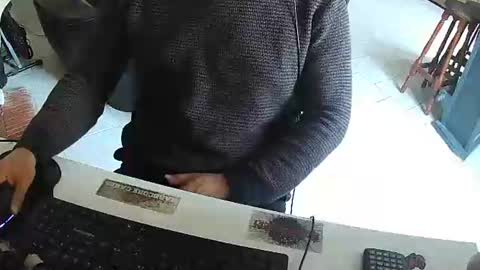 Snapshot of exibdevil chatting on February 5, 4:25 pm Gio online show from February 5, 4:25 pm