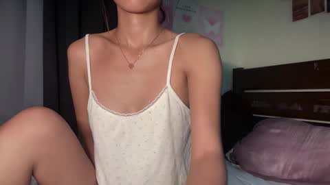 Snapshot of exoo_exoo_07 chatting on September 14, 3:05 am Angela online show from September 14, 3:05 am