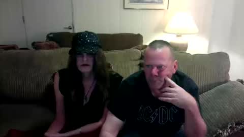 Snapshot of exordian chatting on October 19, 2:23 am first time online show from October 19, 2:23 am