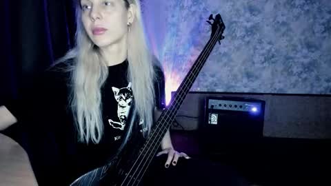 Snapshot of exorty chatting on February 21, 6:09 pm my real name is Irene but Exo is oke too online show from February 21, 6:09 pm