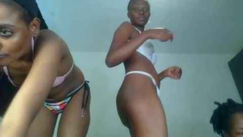 exotic_cutiee online show from July 24, 2:15 pm