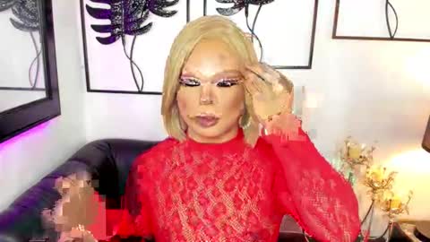Snapshot of exotic_lindsay chatting on May 28, 6:38 pm Lindsay online show from May 28, 6:38 pm