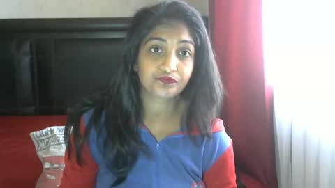 Snapshot of exotic_queen01 chatting on July 27, 8:21 am Amber online show from July 27, 8:21 am
