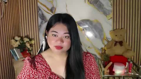 SHANTAL MARIE online show from April 21, 2:51 am