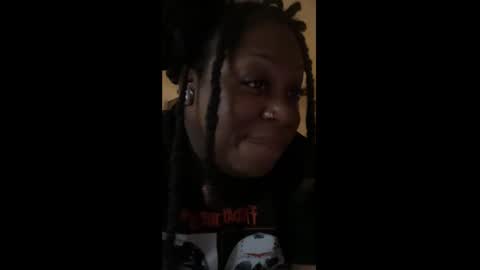 Snapshot of exotiiccmonroe1 chatting on November 21, 3:22 pm exotiiccmonroe1 online show from November 21, 3:22 pm