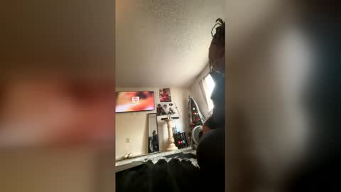 Snapshot of exotiiccmonroe1 chatting on February 17, 9:21 pm exotiiccmonroe1 online show from February 17, 9:21 pm