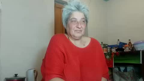 Snapshot of exquisitemature chatting on January 5, 12:09 am ExquisiteMature online show from January 5, 12:09 am