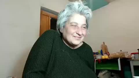 Snapshot of exquisitemature chatting on February 12, 8:29 pm ExquisiteMature online show from February 12, 8:29 pm