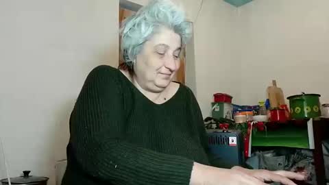 Snapshot of exquisitemature chatting on February 13, 5:33 pm ExquisiteMature online show from February 13, 5:33 pm