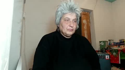 Snapshot of exquisitemature chatting on February 19, 10:31 pm ExquisiteMature online show from February 19, 10:31 pm