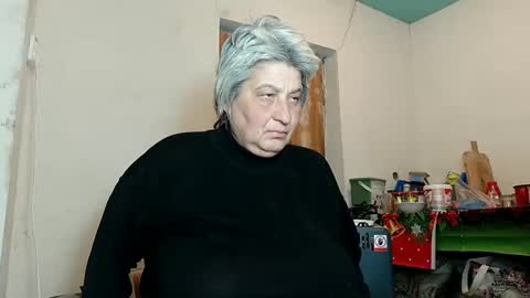 Snapshot of exquisitemature chatting on March 3, 6:37 am ExquisiteMature online show from March 3, 6:37 am