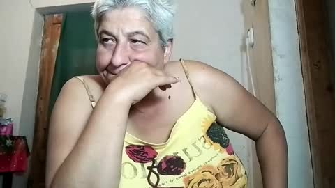 Snapshot of exquisitemature chatting on September 22, 8:49 am ExquisiteMature online show from September 22, 8:49 am