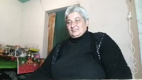 Snapshot of exquisitemature chatting on October 2, 10:17 pm ExquisiteMature online show from October 2, 10:17 pm