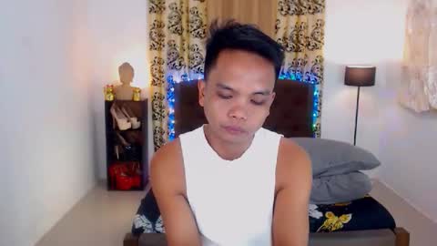 Snapshot of extraservice69menx chatting on September 18, 4:20 pm JOHNDAVE online show from September 18, 4:20 pm