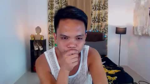 Snapshot of extraservice69menx chatting on September 23, 8:34 pm JOHNDAVE online show from September 23, 8:34 pm