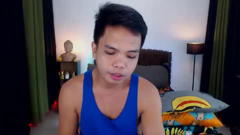 Snapshot of extraservice69menx chatting on October 9, 2:20 am JOHNDAVE online show from October 9, 2:20 am