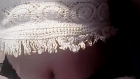 Snapshot of extremelydmilkyboobs chatting on August 7, 12:45 am extremelydmilkyboobs online show from August 7, 12:45 am