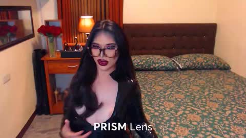 extremelydom online show from February 1, 8:02 am