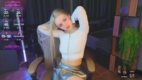 exxxcore_ online show from September 11, 12:49 pm