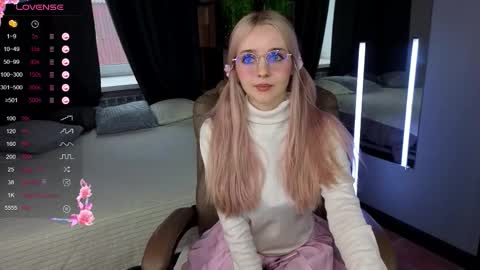 exxxcore_ online show from October 26, 8:31 am