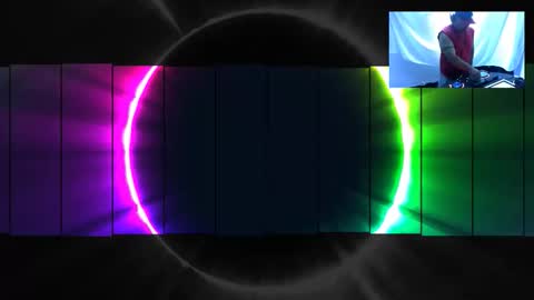 Snapshot of eye0fit403 chatting on December 15, 1:04 pm Him and Her online show from December 15, 1:04 pm