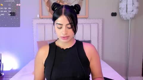      online show from March 3, 5:19 pm