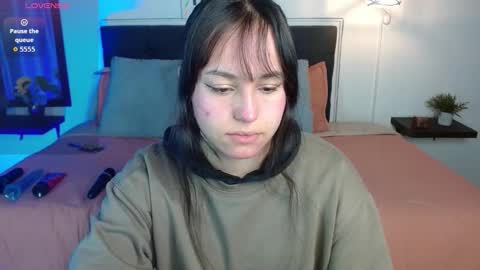 eymmy_24 online show from September 19, 2:57 am