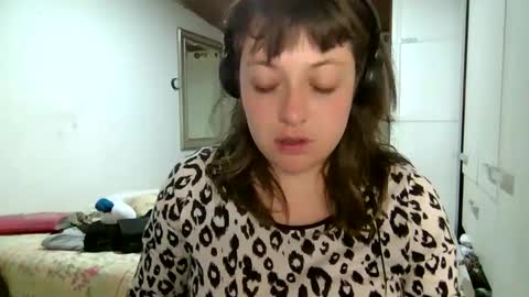 Aimee online show from February 12, 4:23 am