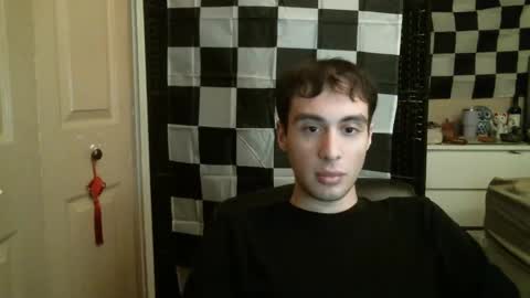 Ezra Naamah online show from January 8, 12:49 am
