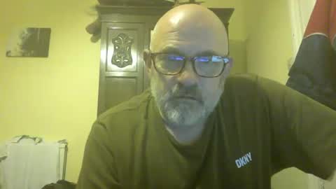 f1zzeek online show from April 20, 8:32 pm