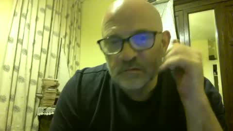 Snapshot of f1zzeek chatting on June 30, 9:38 pm f1zzeek online show from June 30, 9:38 pm