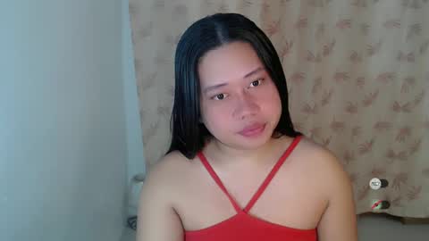 Snapshot of f3ckdollucy chatting on December 7, 1:03 am yanna online show from December 7, 1:03 am