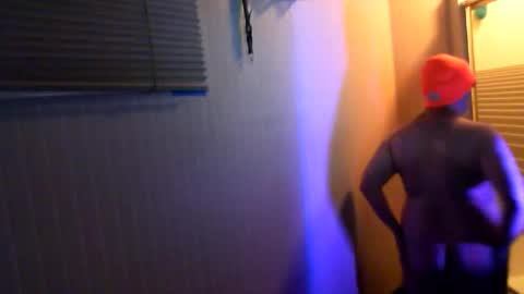 Snapshot of f4rtmaker chatting on May 31, 4:42 am f4rtmaker online show from May 31, 4:42 am