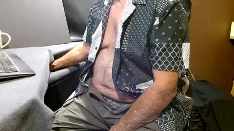 What Do You Like online show from December 12, 9:04 pm