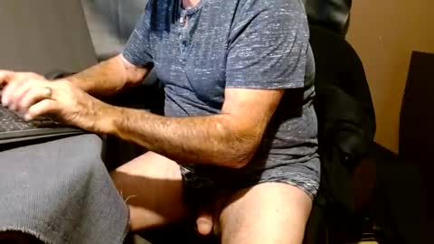 What Do You Like online show from December 17, 8:10 pm