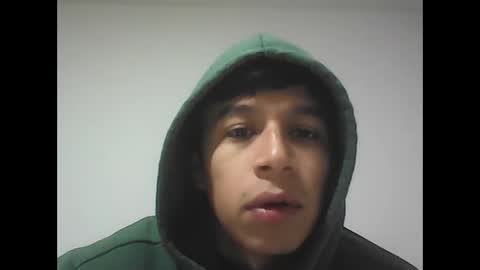 Snapshot of fabiar11 chatting on October 17, 6:43 pm R online show from October 17, 6:43 pm