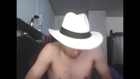 Snapshot of fabiar11 chatting on January 11, 5:29 pm R online show from January 11, 5:29 pm