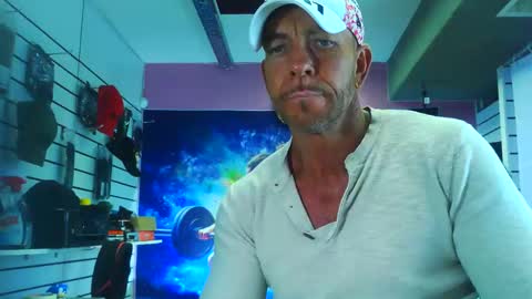 fabxxxl online show from November 12, 8:04 am