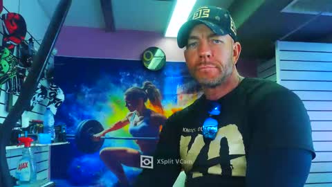 fabxxxl online show from March 4, 9:37 am