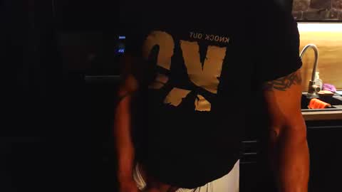 fabxxxl online show from March 14, 10:15 pm